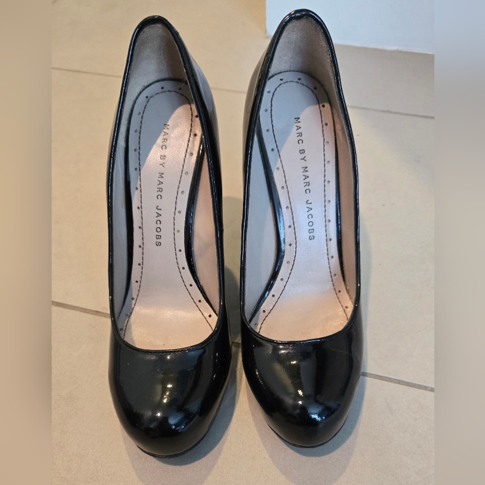 MARC BY MARC JACOBS Almarc Patent Pumps